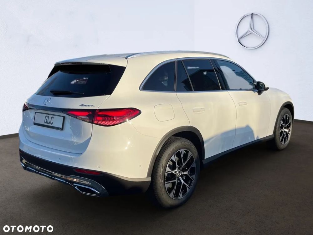 Mercedes-Benz GLC 200 d 4Matic 9G-TRONIC Edition Avantgarde - 4