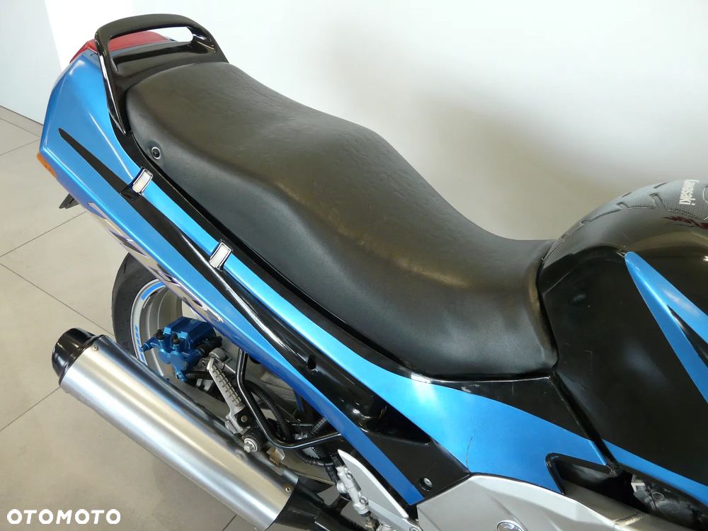 Kawasaki ZZR - 27