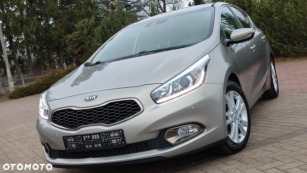 Kia Ceed 1.6 GDI XL - 9