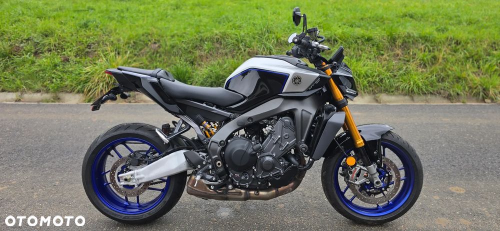 Yamaha MT - 12
