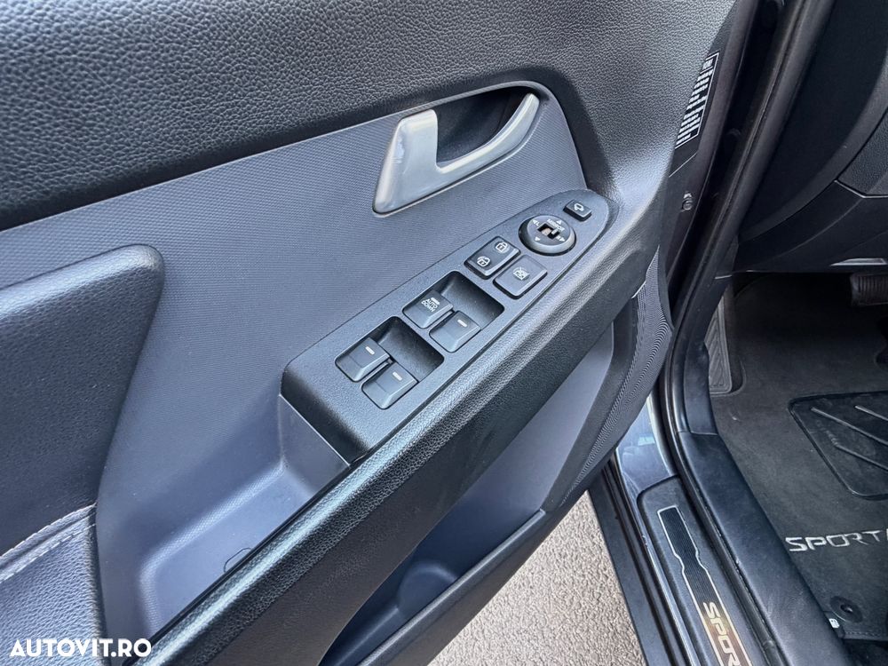 Kia Sportage 2.0 CRDI 4WD Automatik Fifa World Cup Edition - 19