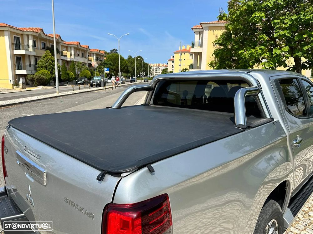 Mitsubishi L200 2.3 DI-D CD Invite 4WD - 7