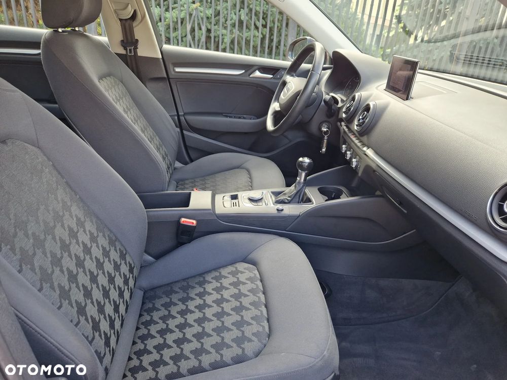 Audi A3 Sportback - 28
