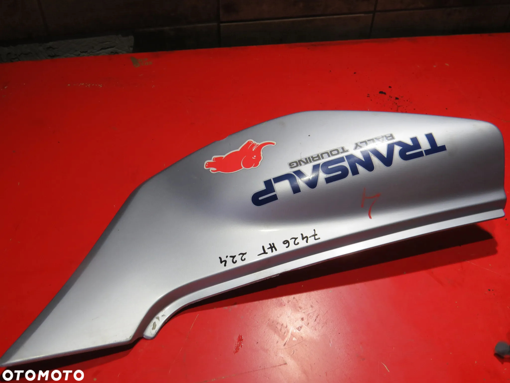 HONDA TRANSALP XL600V XL 600 V 88 owiewka osłona zadupek bok ogon tył - 2