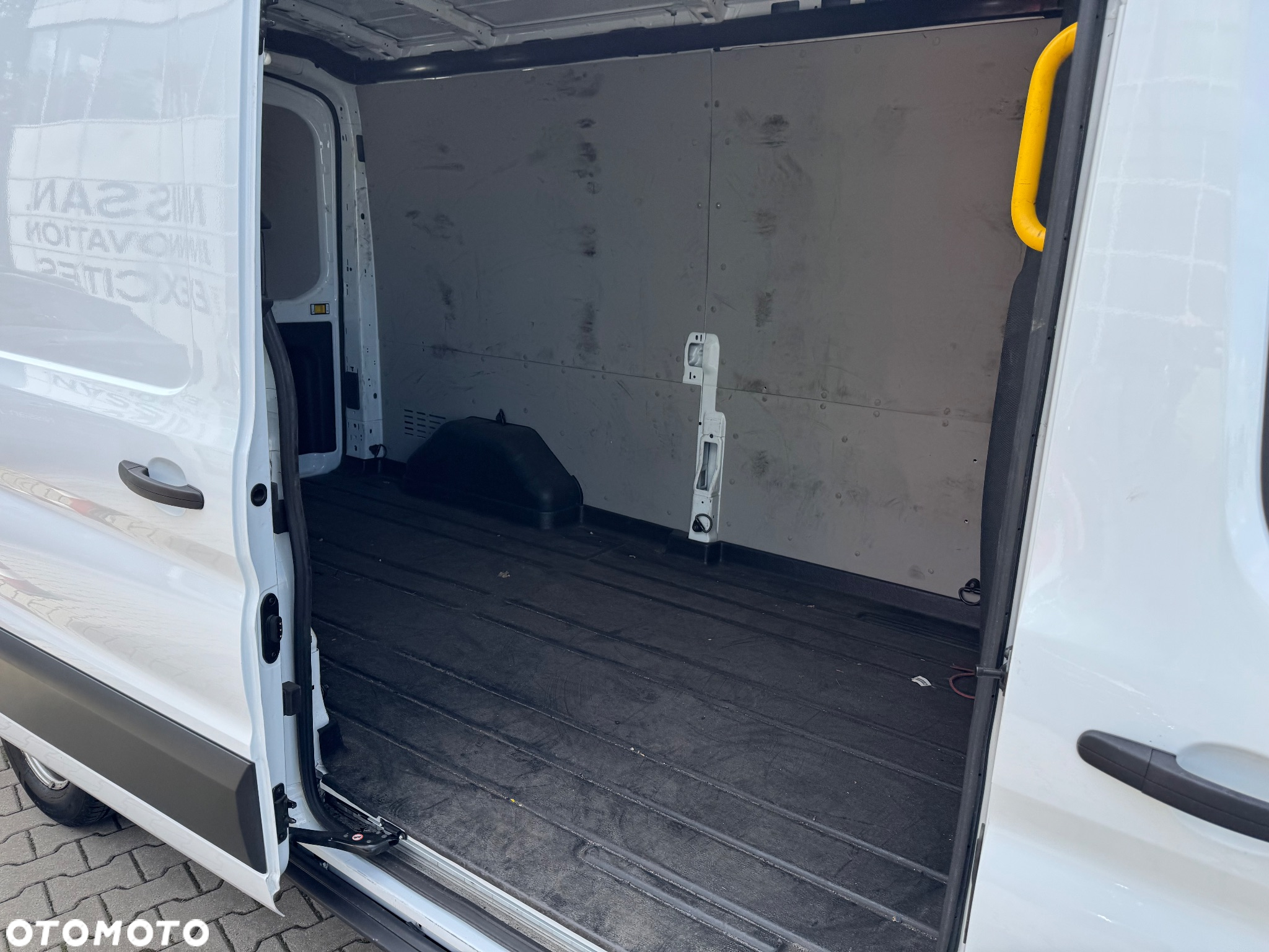 Ford Transit - 23