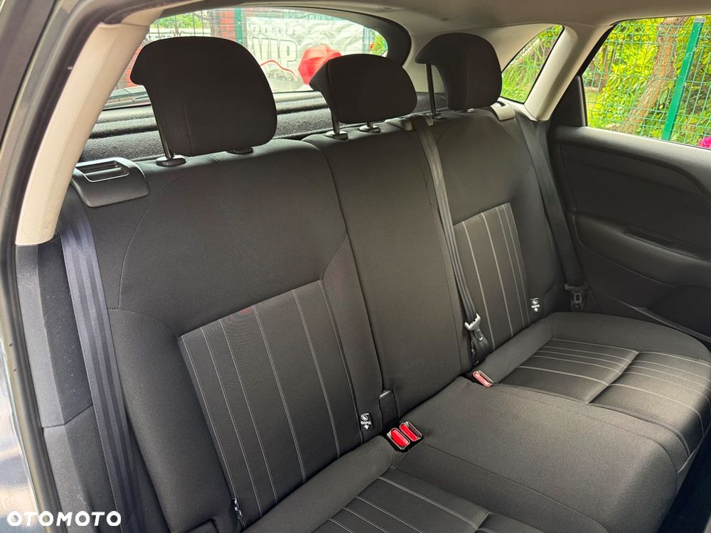 Citroën C4 VTi 120 Attraction - 22