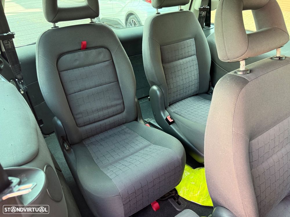 SEAT Alhambra 2.0 TDI Reference - 16