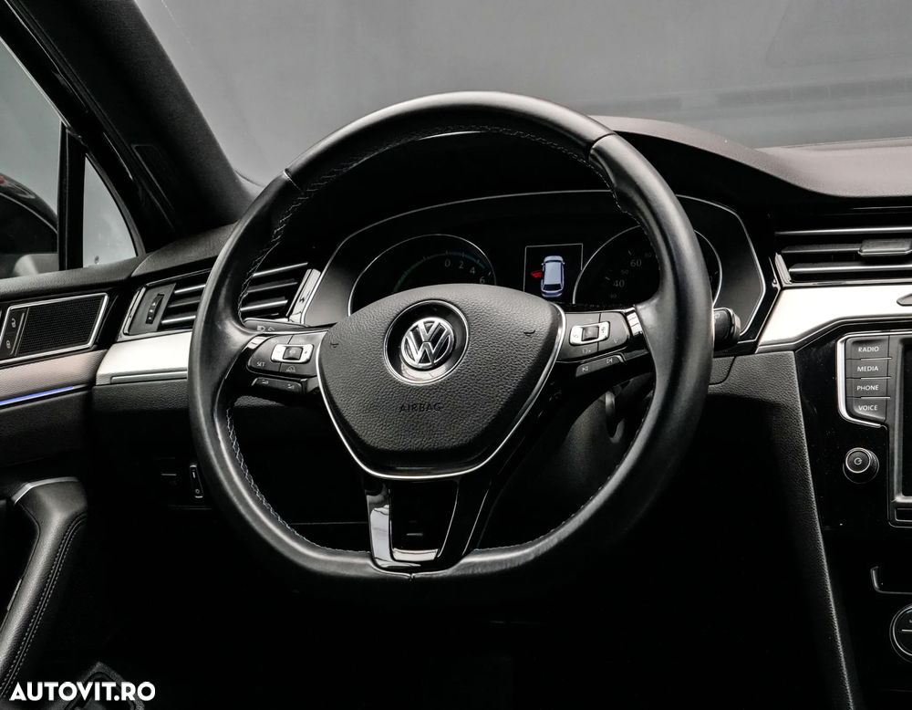 Volkswagen Passat 1.4 TSI Plug-In-Hybrid DSG GTE - 18