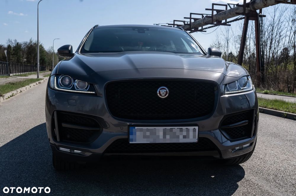 Jaguar F-Pace 2.0 i4D AWD R-Sport - 12