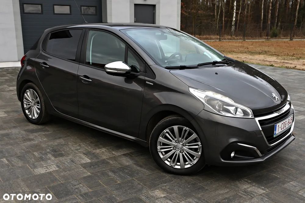 Peugeot 208 1.2 PureTech Style - 14