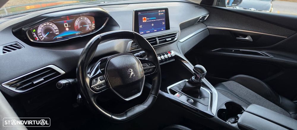 Peugeot 3008 1.2 PureTech Allure - 15