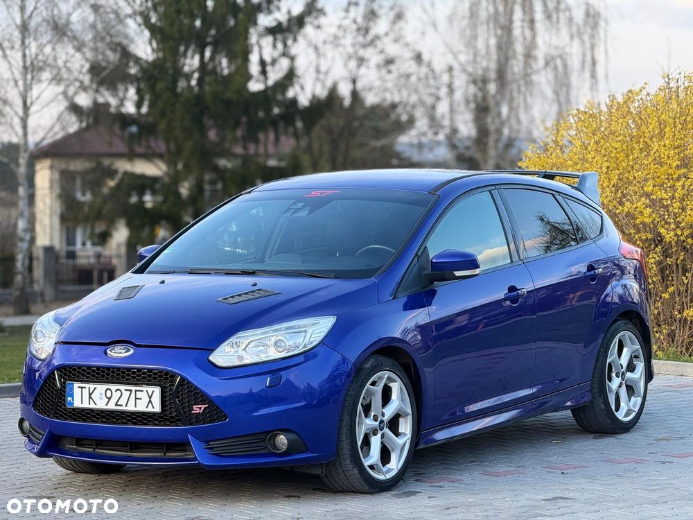 Ford Focus 2.0 EcoBoost ST - 19