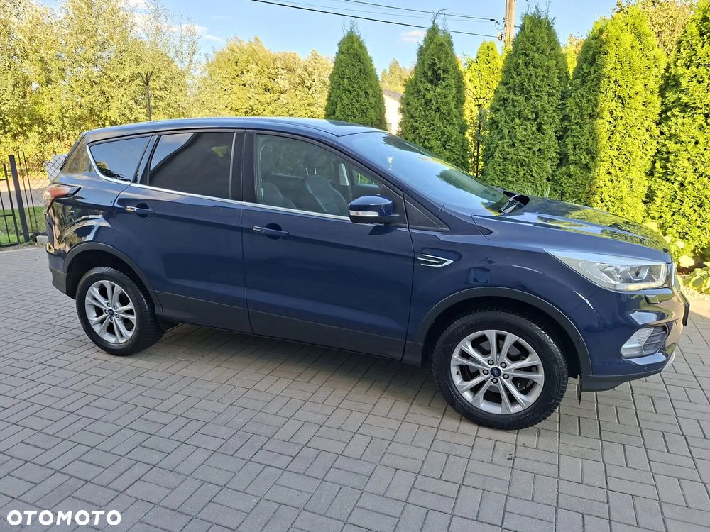 Ford Kuga - 4
