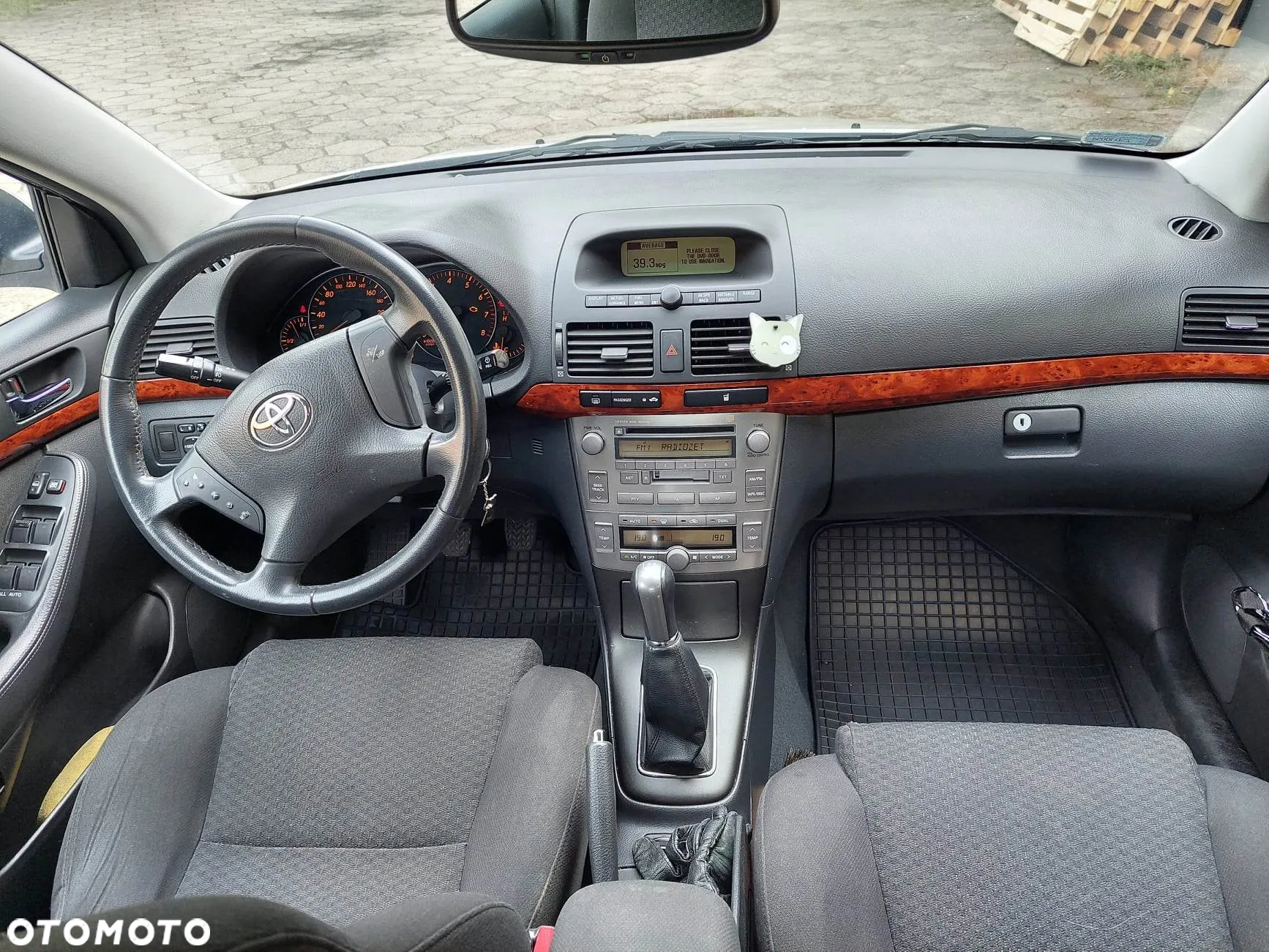 Toyota Avensis - 20
