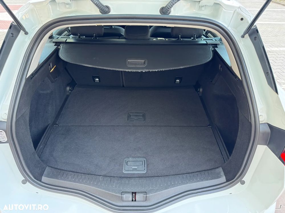 Renault Megane ENERGY dCi 110 LIMITED - 38