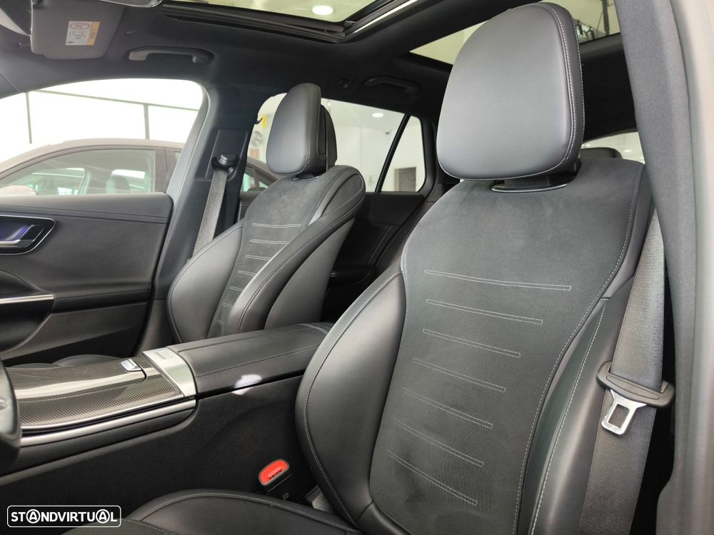 Mercedes-Benz C 300 e AMG Line - 12