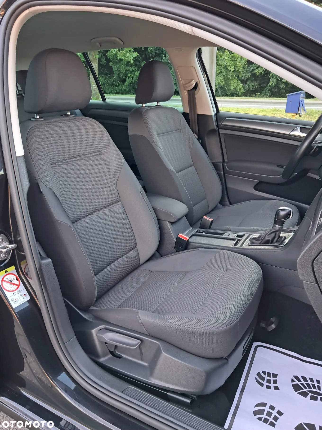 Volkswagen Golf 1.6 TDI SCR DSG Comfortline - 11