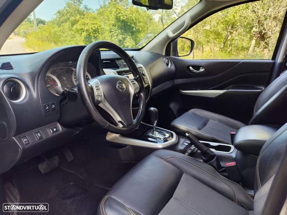 Nissan Navara 2.3 dCi CD 4WD Tekna Auto - 15