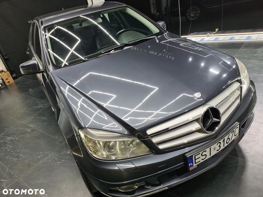 Mercedes-Benz Klasa C 180 BlueEFFICIENCY Avantgarde - 27