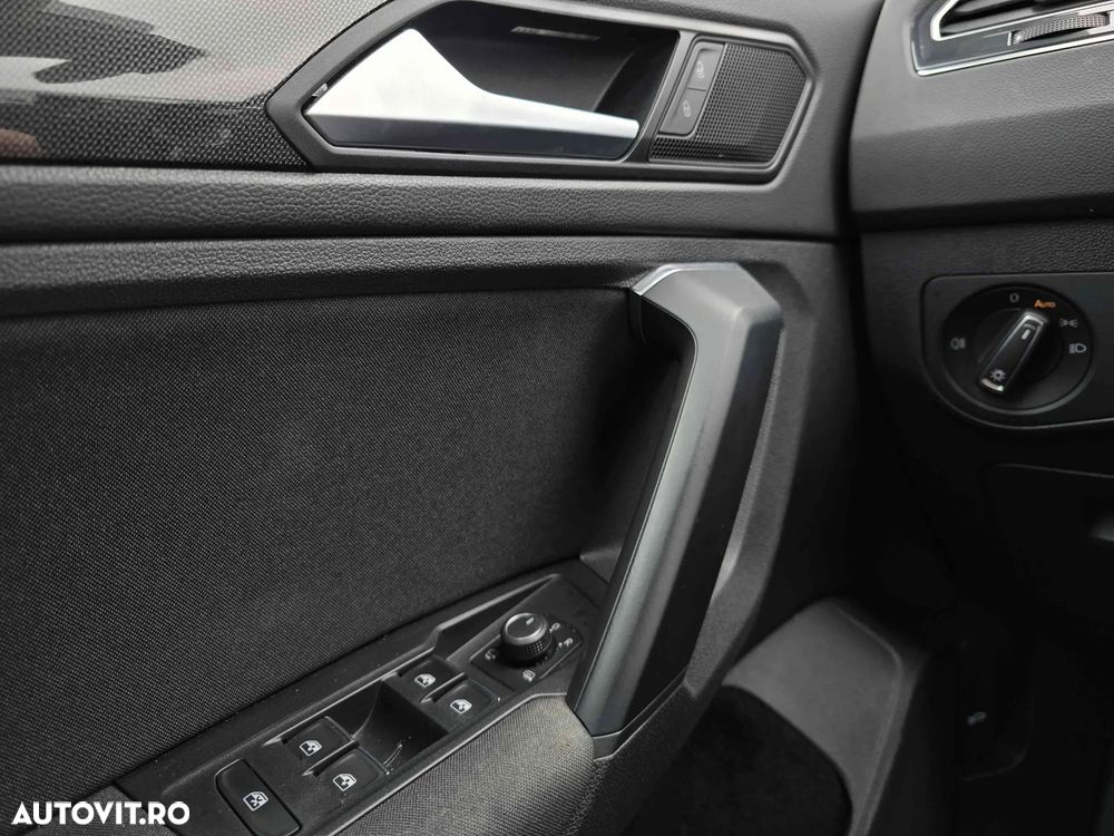 Volkswagen Tiguan - 14