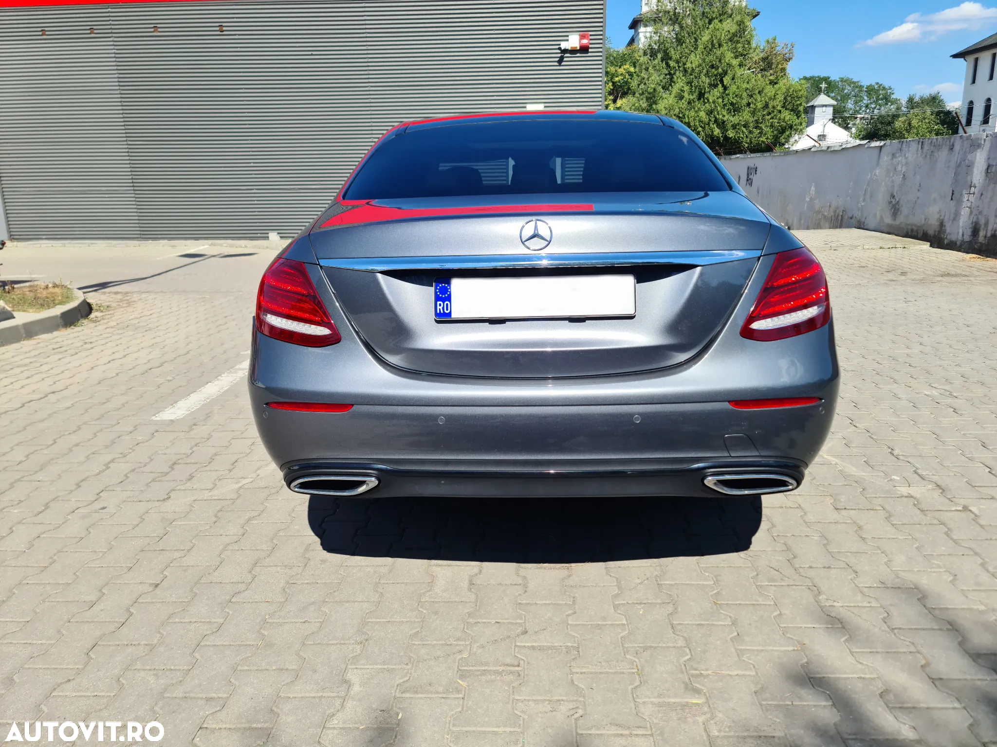 Mercedes-Benz E - 6