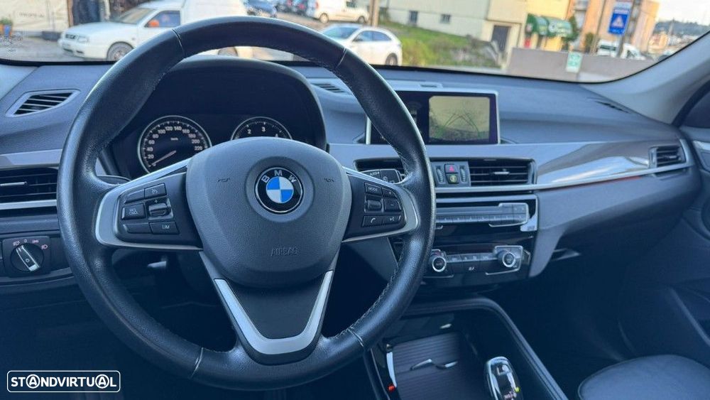 BMW X1 16 d sDrive Auto xLine - 17
