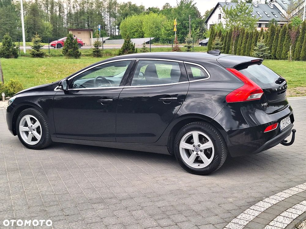 Volvo V40 D2 Momentum - 9