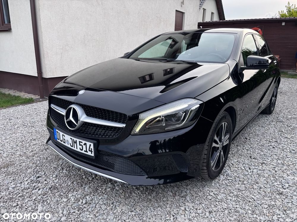 Mercedes-Benz Klasa A 180 7G-DCT AMG Line - 2