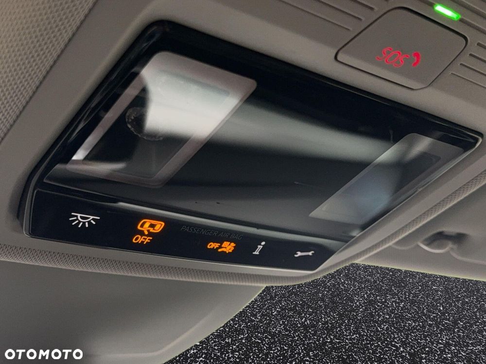 Volkswagen Golf 1.0 TSI Life - 32