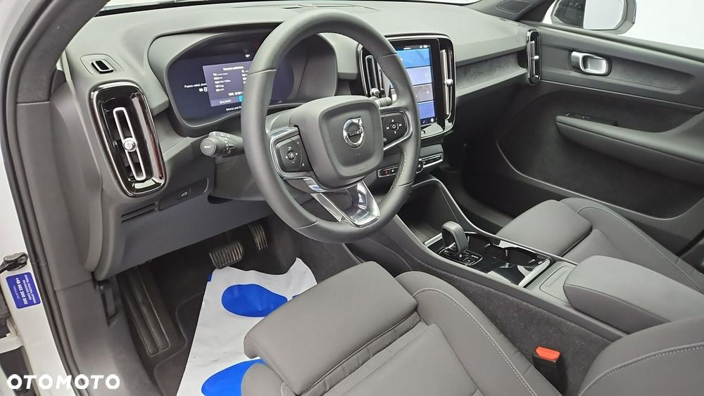 Volvo XC 40 82kWh Recharge Twin AWD Plus - 10