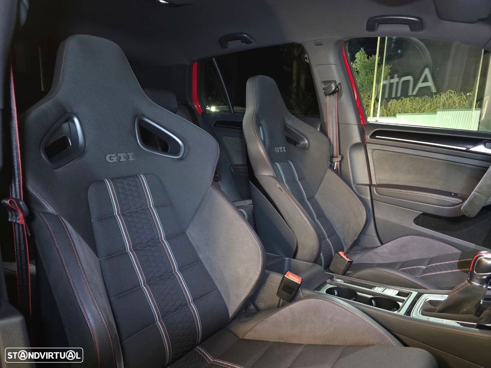 VW Golf GTI Clubsport DSG - 26