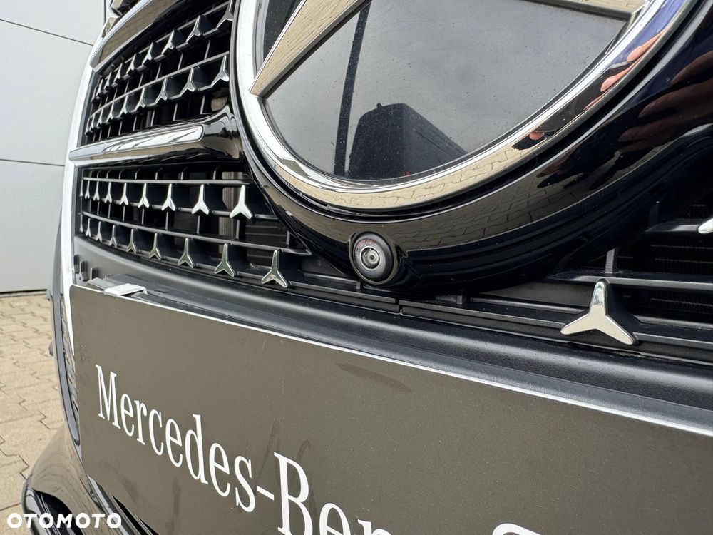 Mercedes-Benz Klasa V 300 d 4-Matic 9G-Tronic Exclusive (d³ugi) - 13