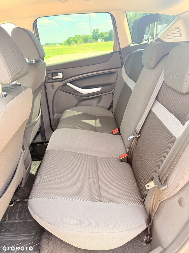 Ford Kuga 2.0 TDCi 4x4 Champions Edition - 15
