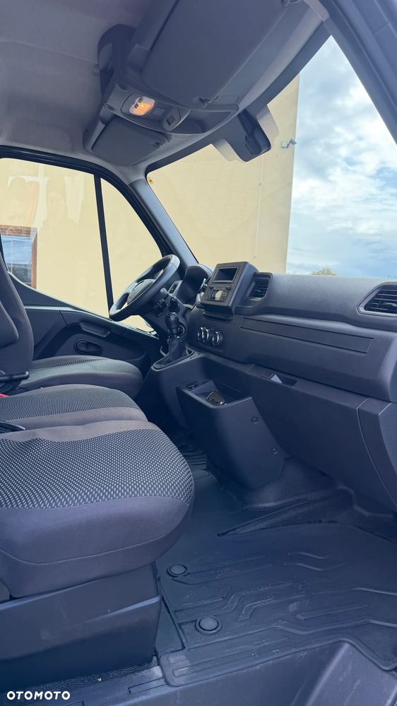Renault Master - 18