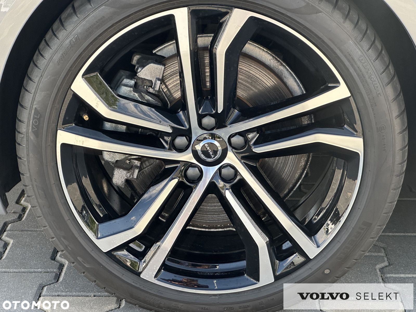 Volvo S90 - 16