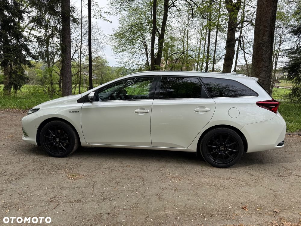 Toyota Auris 1.8 Executive - 8