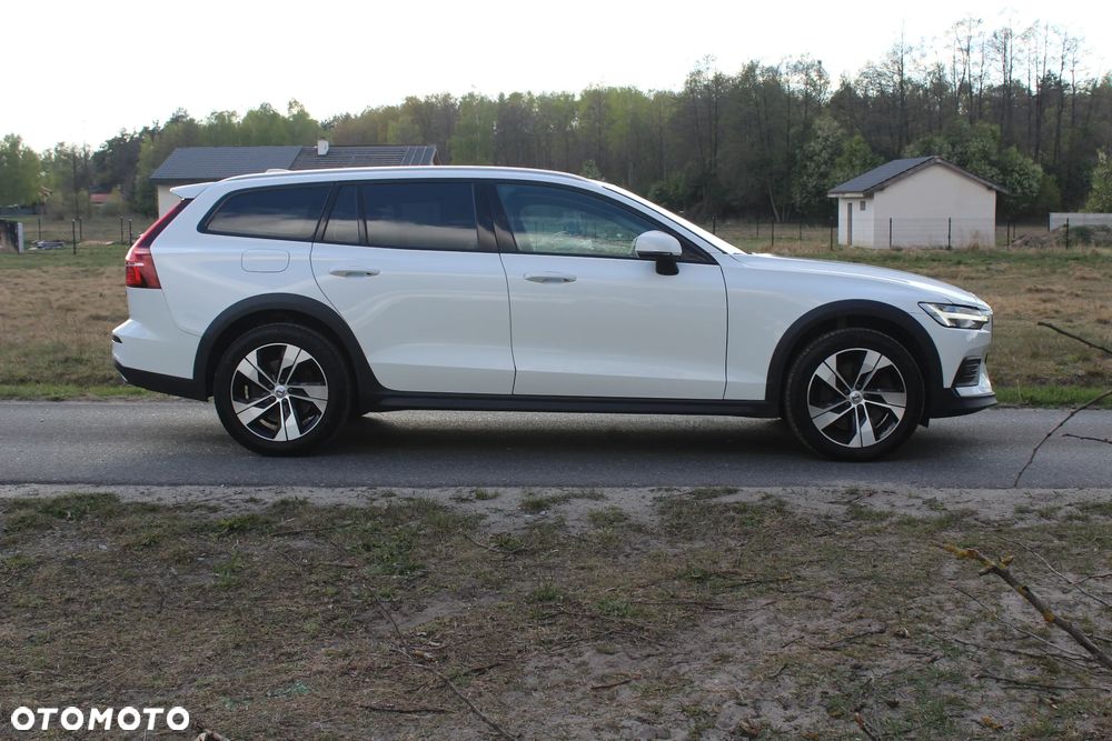 Volvo V60 Cross Country D4 AWD Geartronic - 16