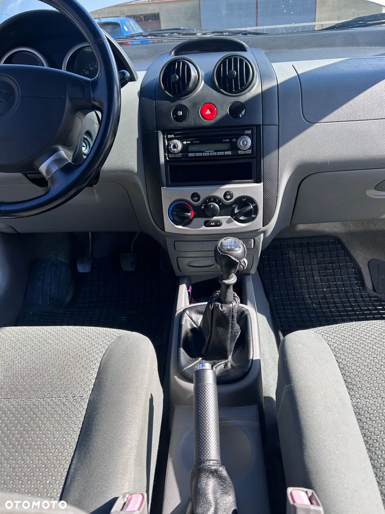 Chevrolet Kalos - 6