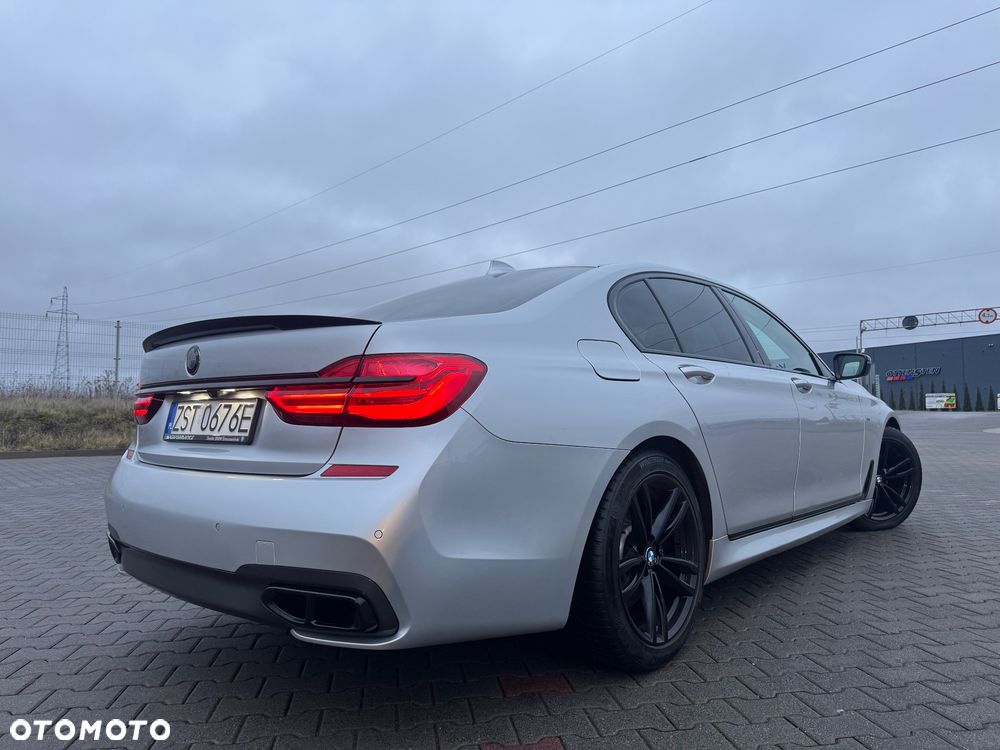 BMW Seria 7 730d xDrive - 33