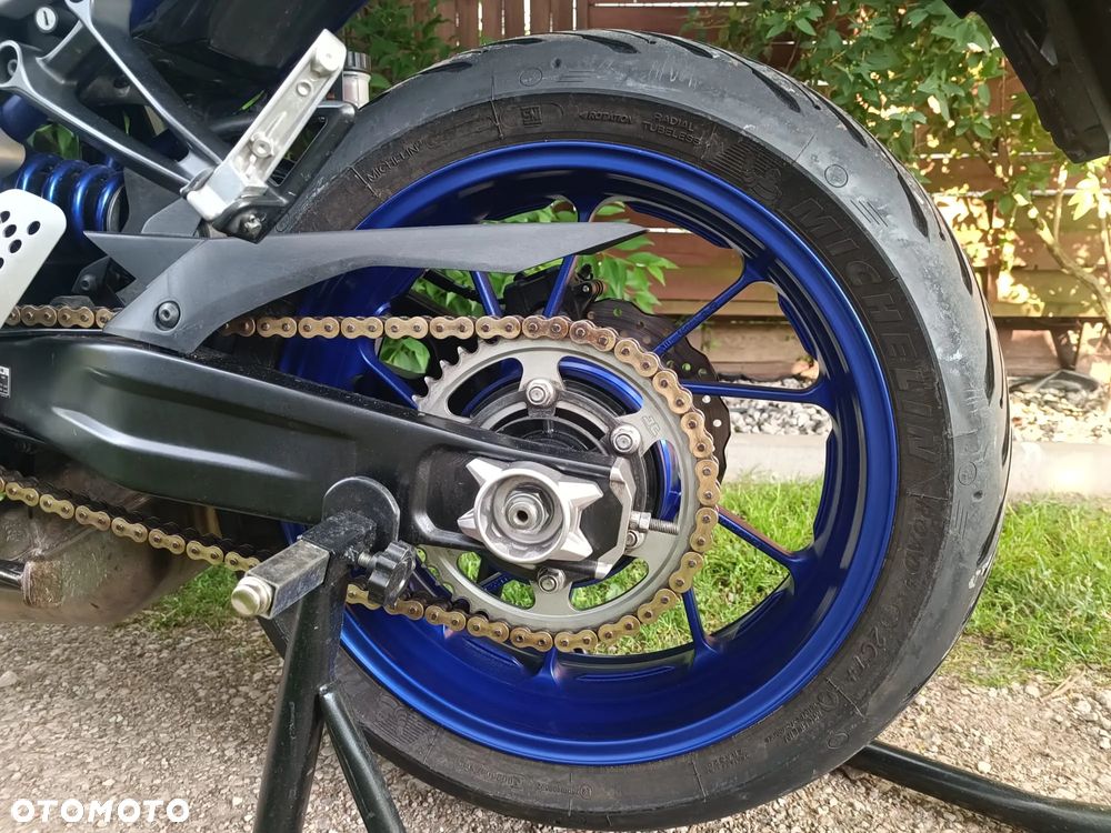 Yamaha MT - 8