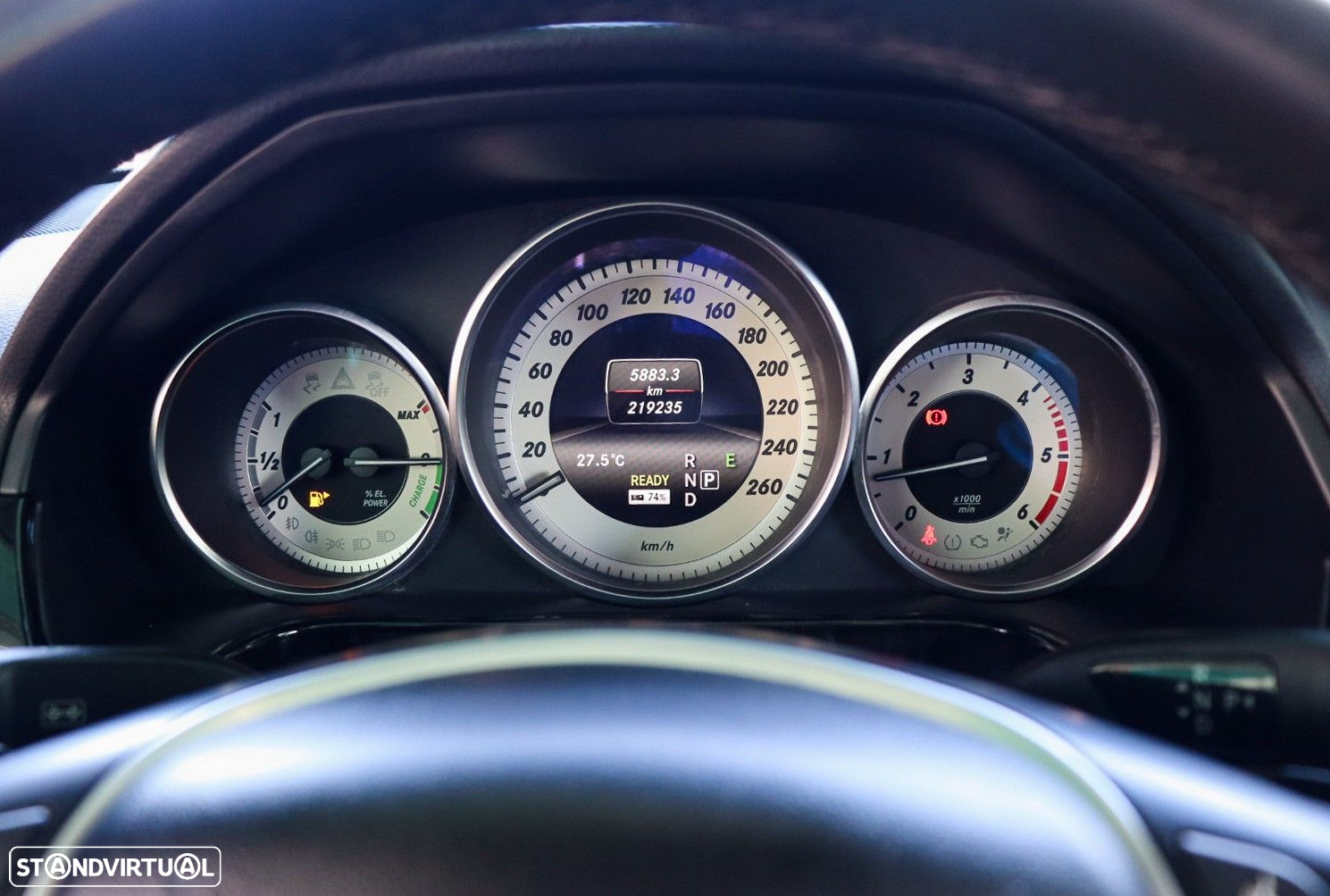 Mercedes-Benz E 300 Bluetec Hybrid Avantgarde - 13
