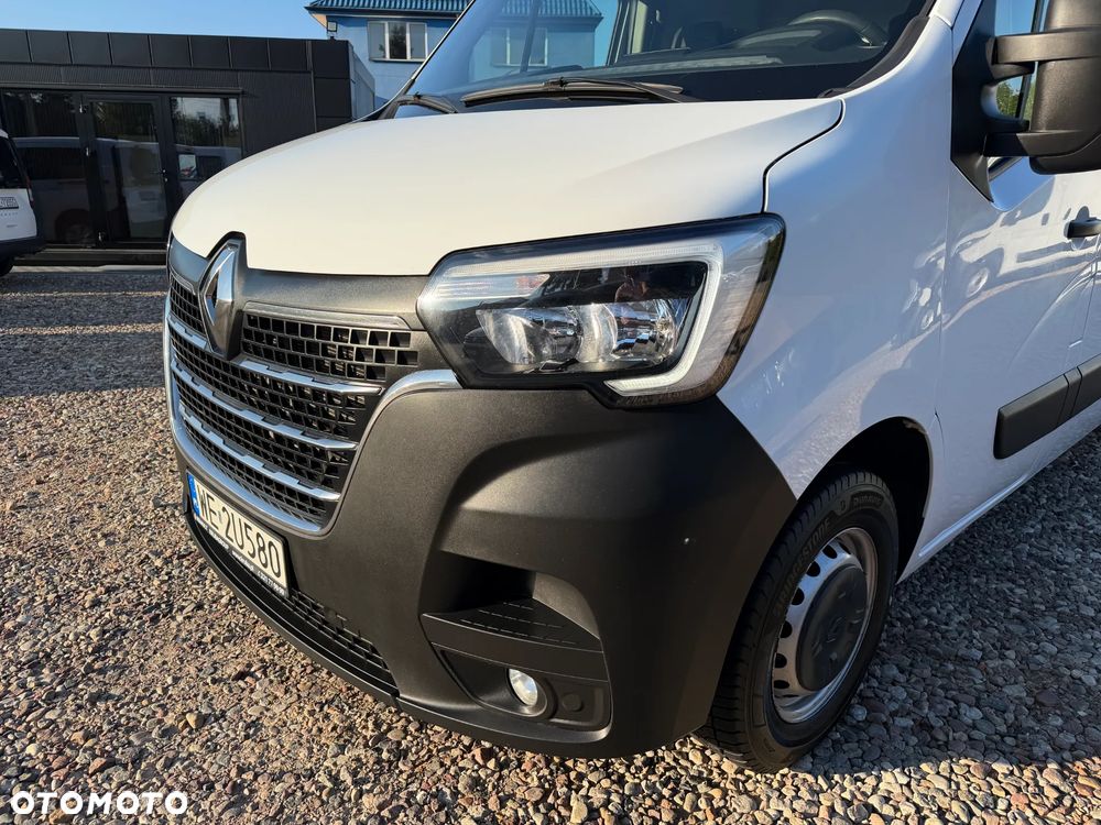 Renault MASTER L2H2 VAN Extended Grip przystosowany fabrycznie do jazdy po grząskim terenie, Mocny silnik 2.3dci 150KM Wzmocniony DMC:3.5t Ładowność 1361kg, Klimatronic, Fotel PNEUMATYCZNY, Kamera cofania, Parktroniki, Minibar, Tempomat, MP3, Bluetooth, USB, Lustro Wide View, Zawiasy drzwi 270', Zabudowa ładowni z instalacją DEFA 230V pod Serwis lub Warsztat, Nowe opony zimowe! - 6