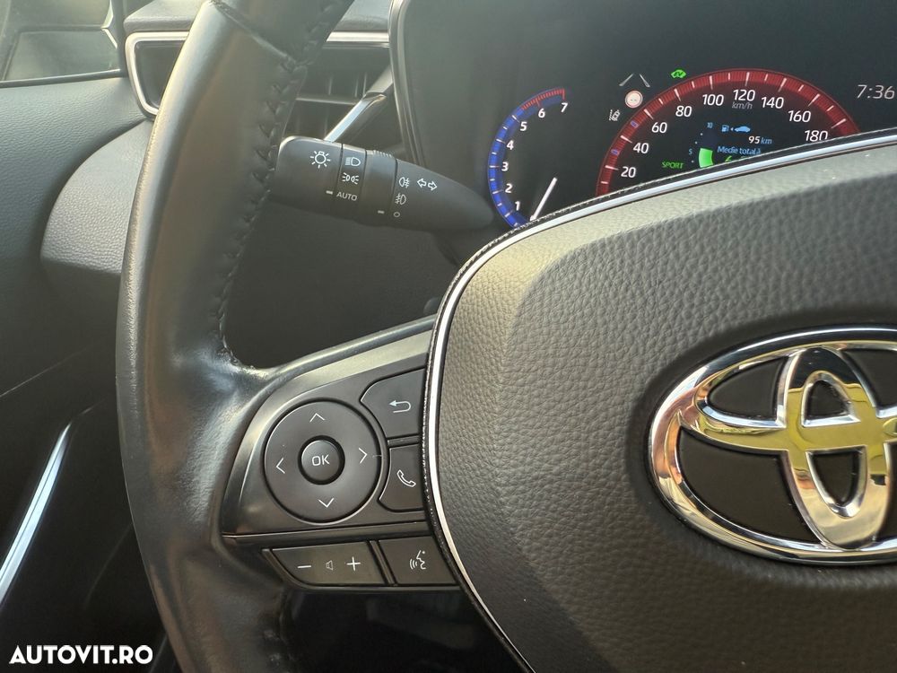 Toyota Corolla 1.8 HSD Exclusive interior Negru - 27