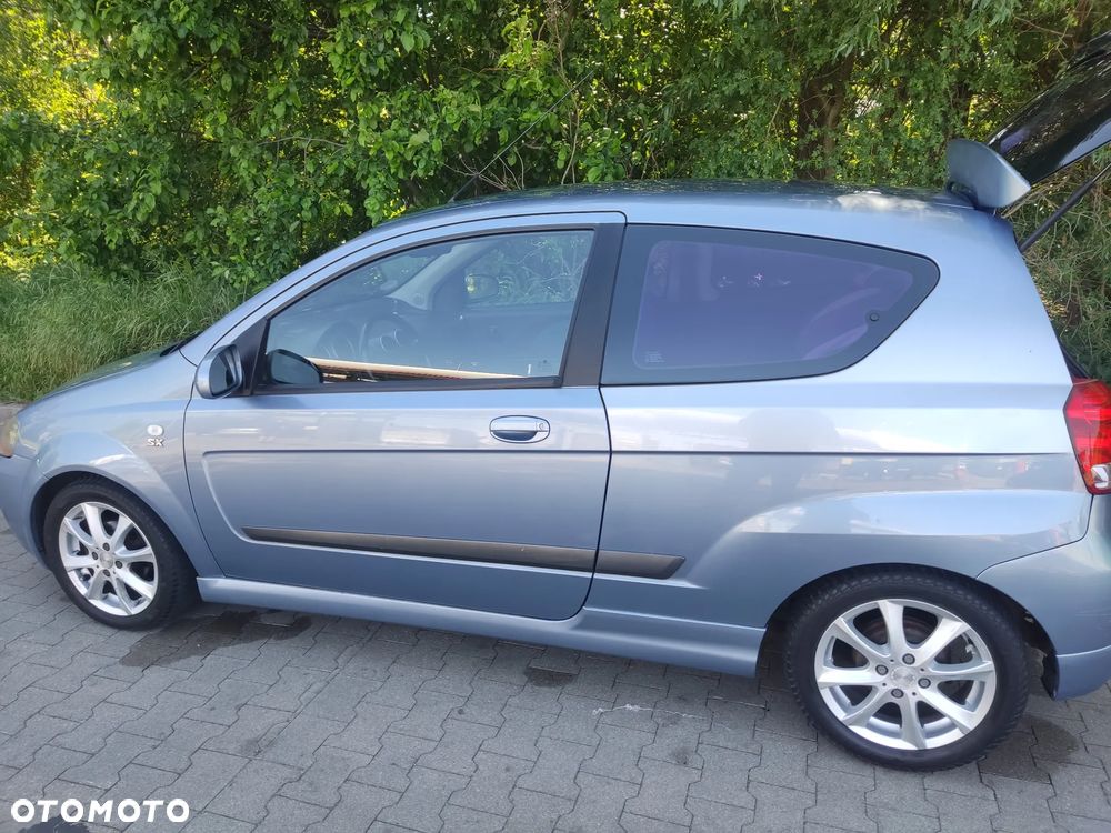 Chevrolet Kalos - 2