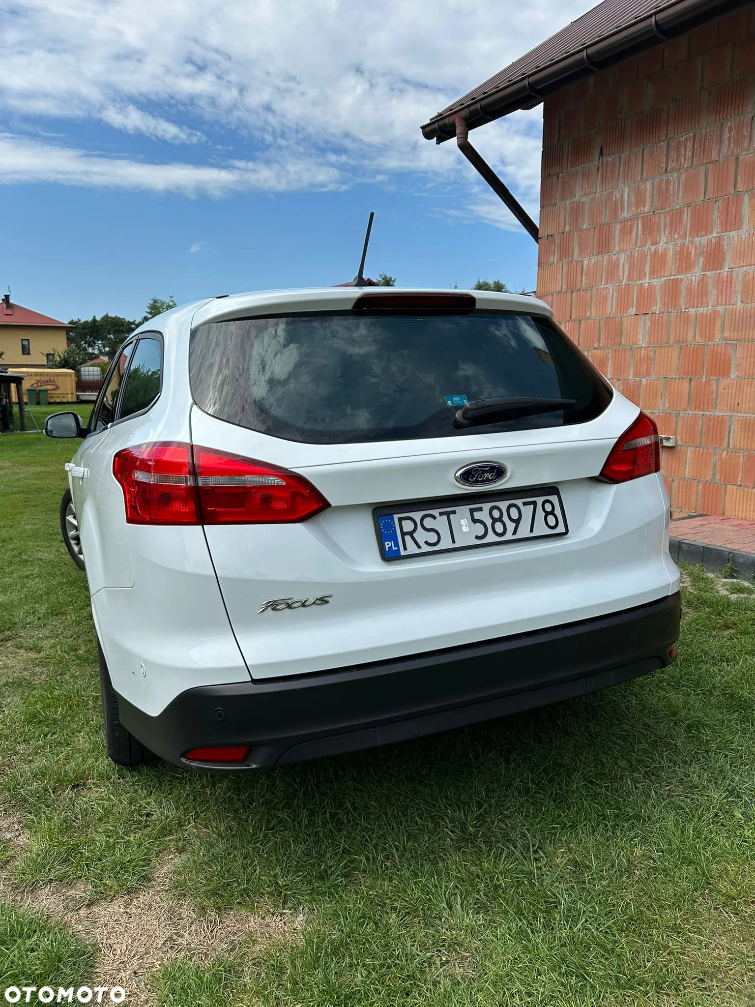 Ford Focus - 8