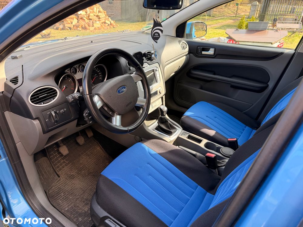 Ford Focus 1.6 Ambiente EU5 - 3