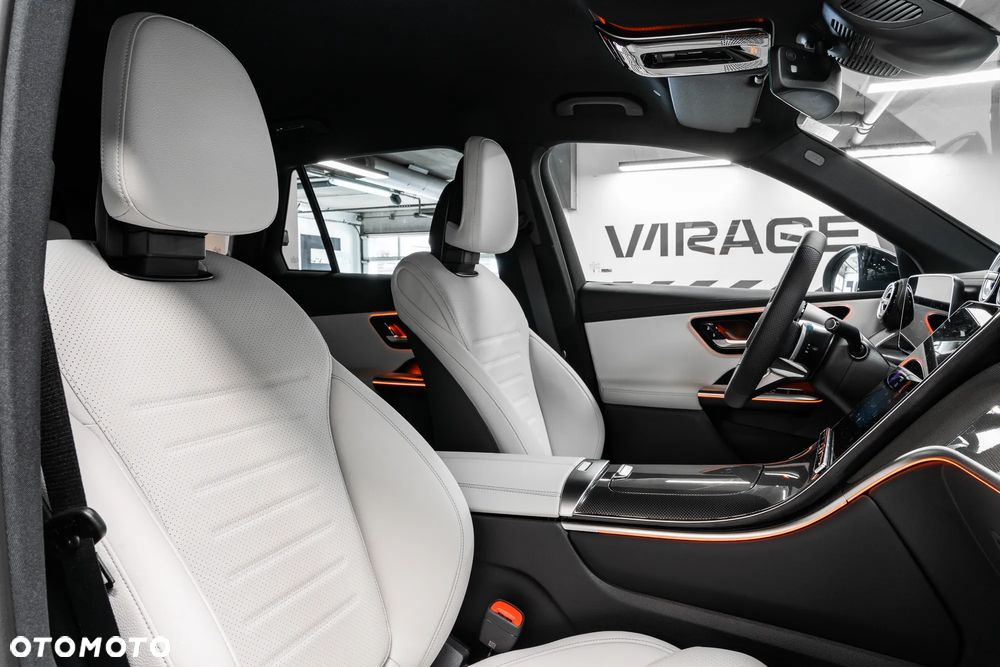 Mercedes-Benz GLC - 30