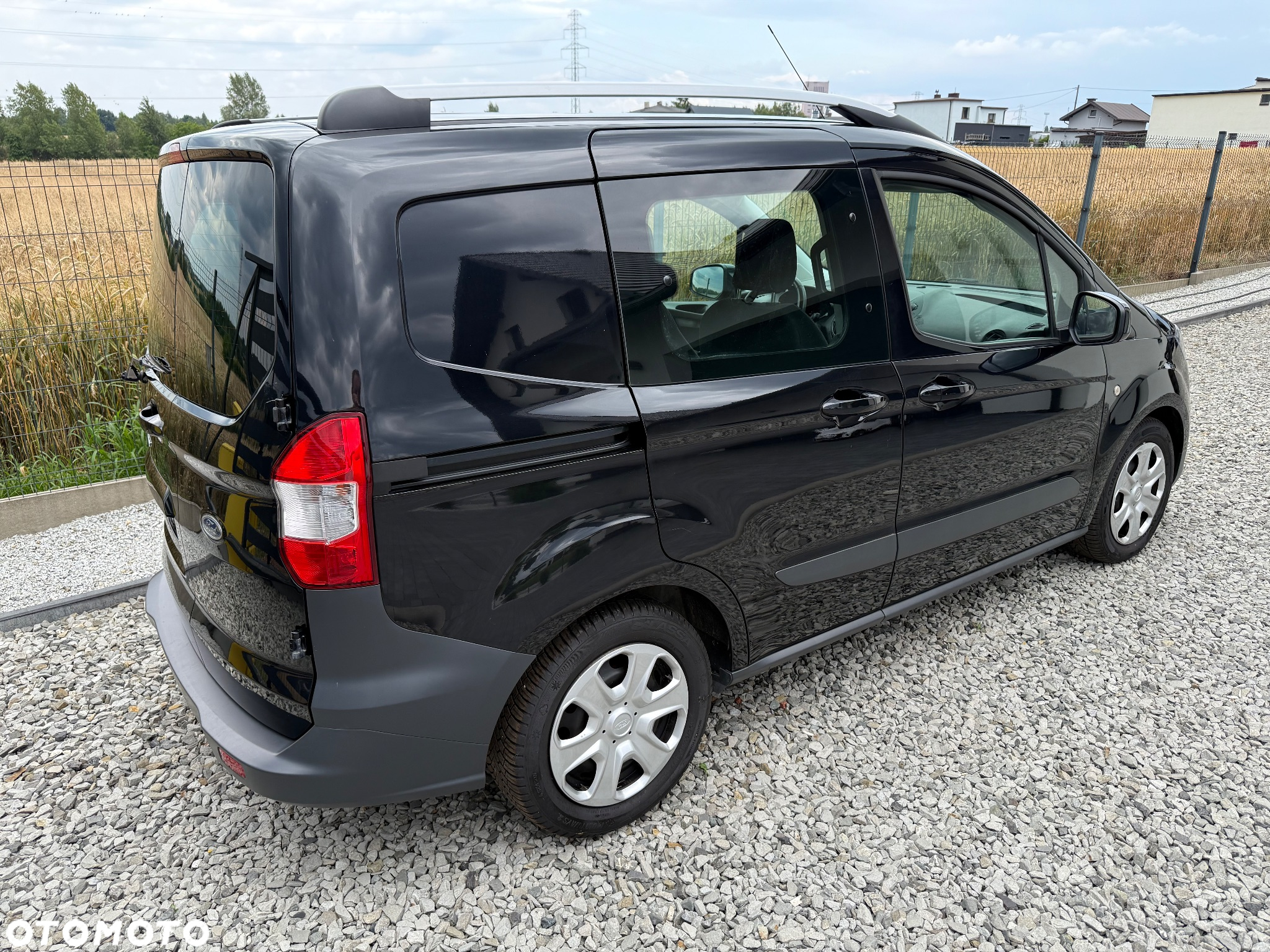 Ford Transit Courier - 7