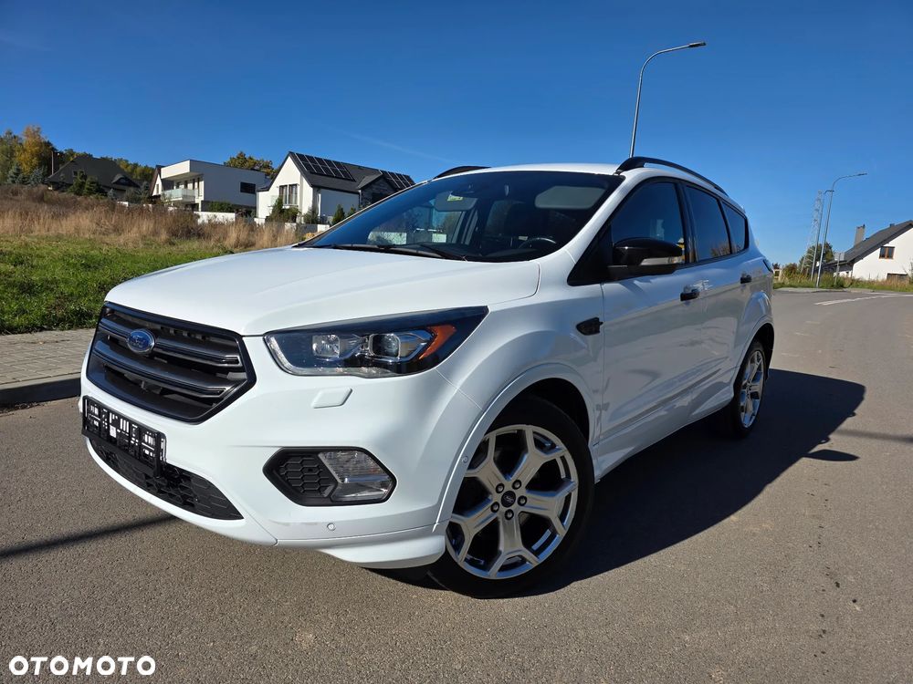 Ford Kuga 2.0 TDCi 4x4 ST-Line - 26