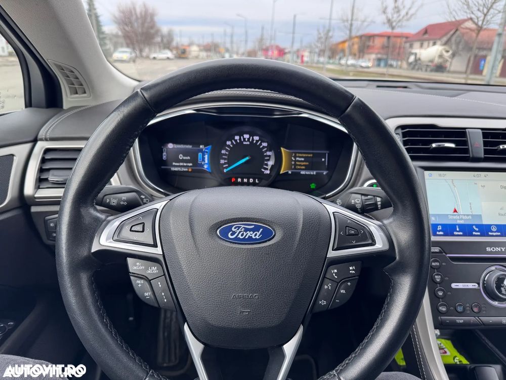 Ford Mondeo 2.0 HEV Vignale - 4